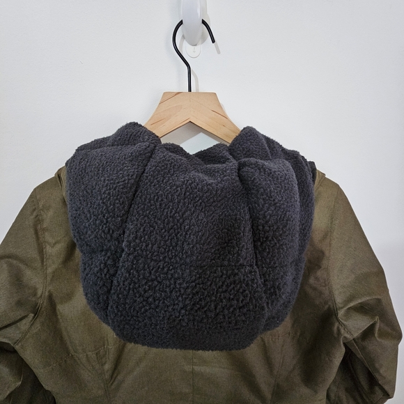 Columbia Suttle Mountain Olive Green Jacket - Picture 13 of 16